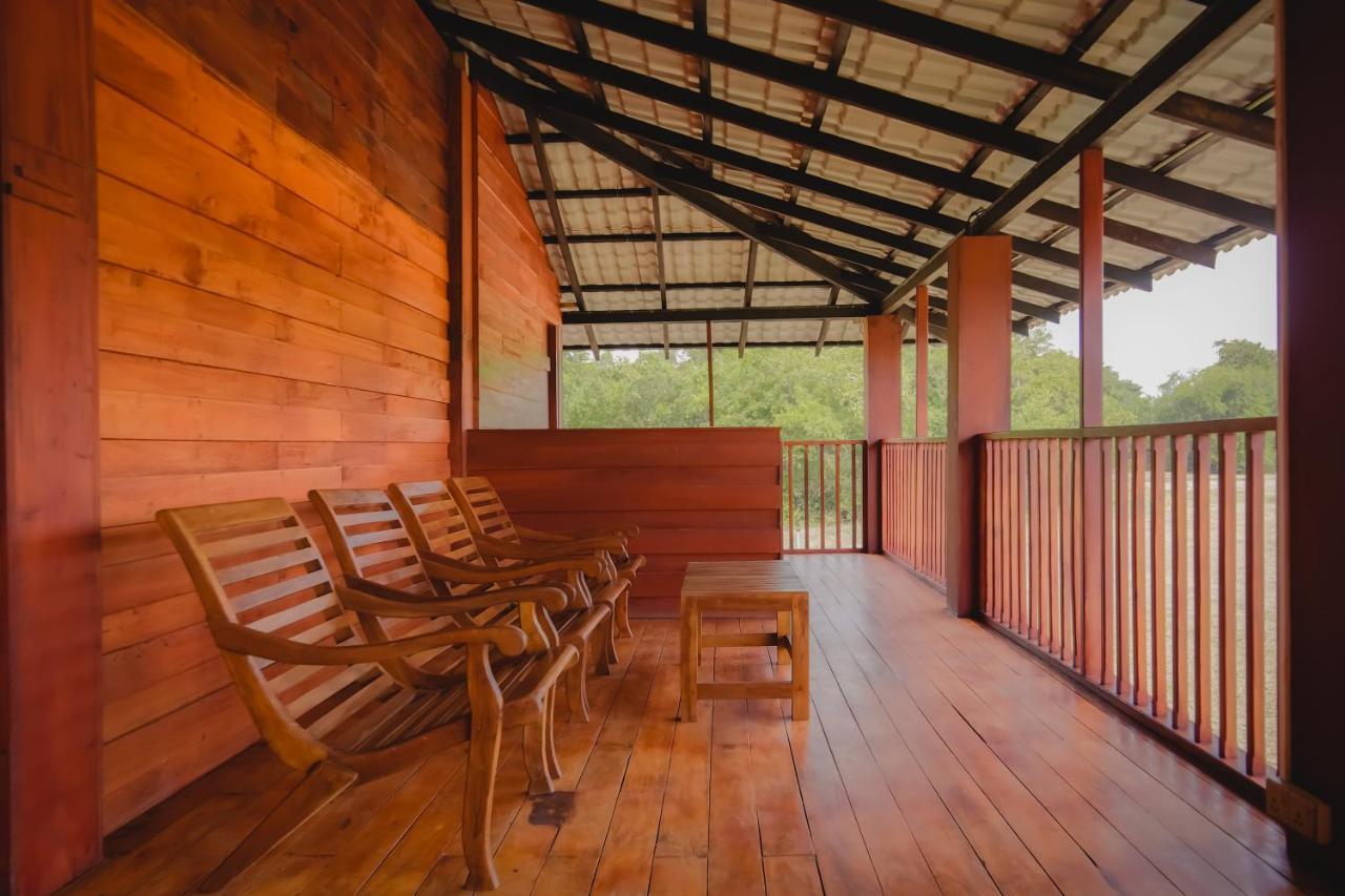 Hotel Kayjay Wild Wilpattu Nationalpark Exterior foto