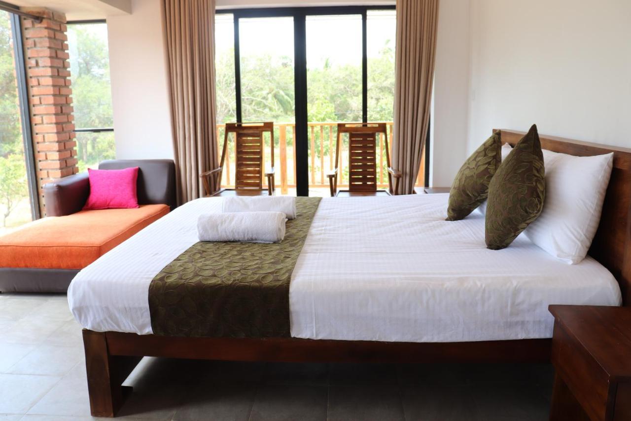 Hotel Kayjay Wild Wilpattu Nationalpark Exterior foto